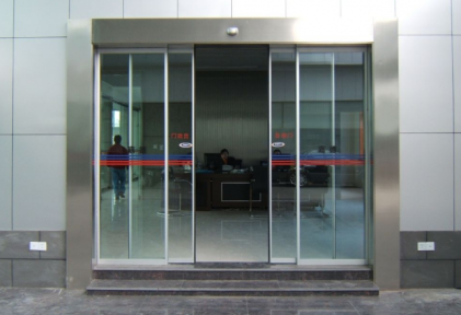 感應(yīng)自動(dòng)門